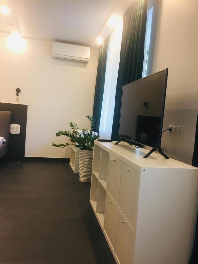 Эксклюзивная Квартира На Крещатике Kiev Ngoại thất bức ảnh