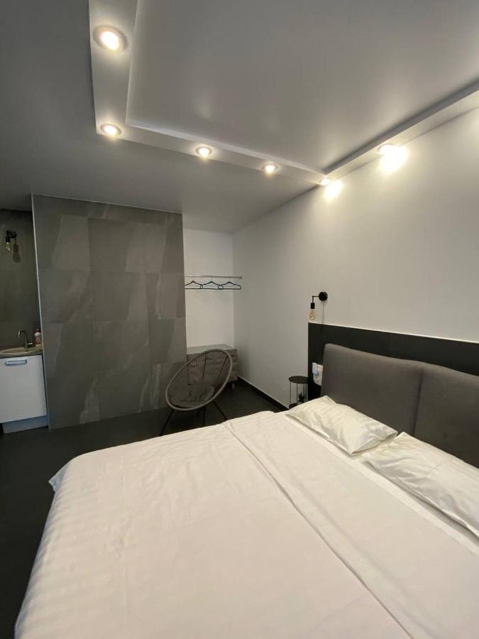 Эксклюзивная Квартира На Крещатике Kiev Ngoại thất bức ảnh